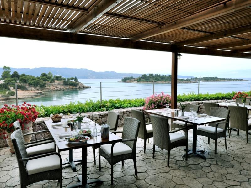 Θέρετρο Aks Hinitsa Bay