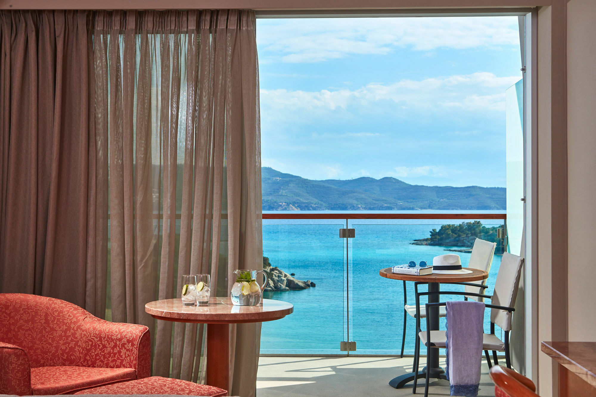 Θέρετρο Aks Hinitsa Bay